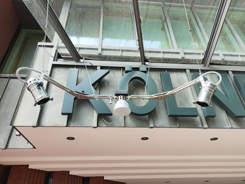 new version of Manos Tsangaris' installation 