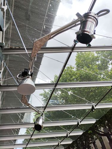 new version of Manos Tsangaris' installation “Applausdusche”