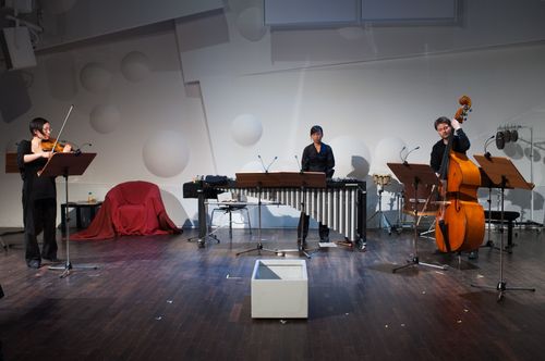 a moment from the symposium on Manos Tsangaris and his music theater in Dresden 2014