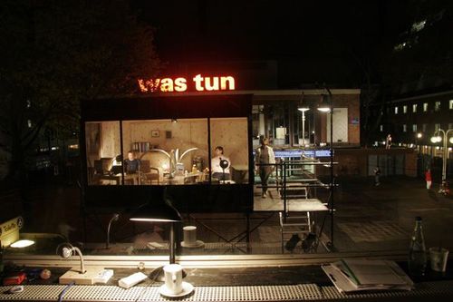 a picture showing a moment from “Centralstation”