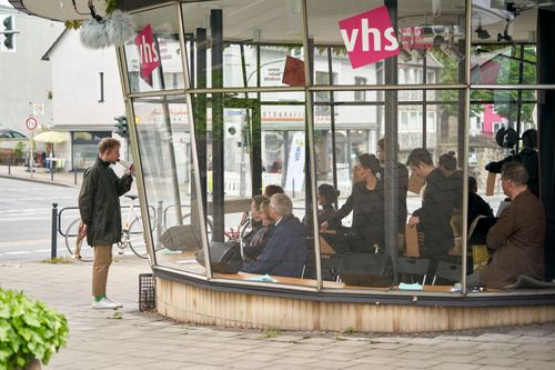 picture of Manos Tsangaris' piece “es geht voran” performed in Witten 2019
