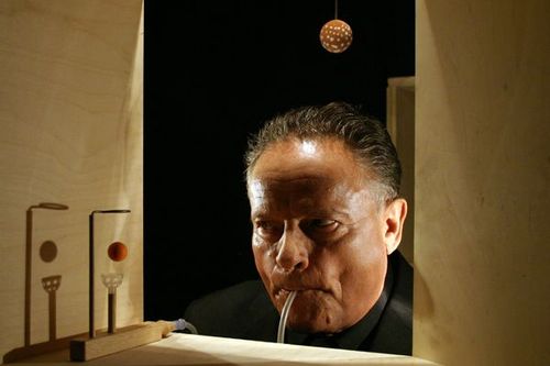 a picture showing a moment from the play “Dönerschaltung”