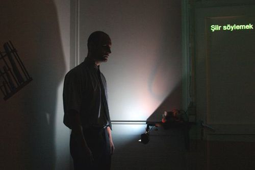 a picture showing a moment from the play “Dönerschaltung”