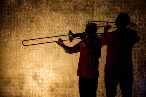 a moment in Manos Tsangaris' piece 