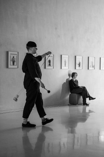 a moment in Manos Tsangaris' piece 