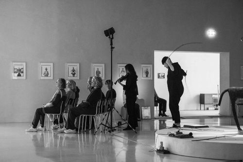 a moment in Manos Tsangaris' piece 