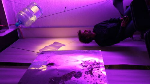 picture showing a moment from Manos Tsangaris' piece “City Pieces” in Cologne