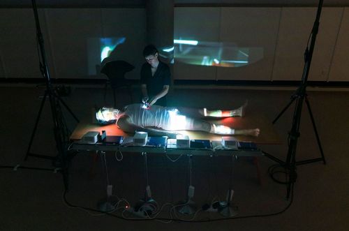 photo of the performance “winzig and the elephant”
