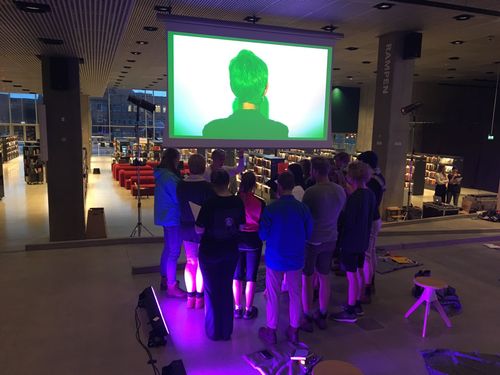 picture showing a moment from Manos Tsangaris' side specific theatre “LIVING SPACES” in Aarhus 2017