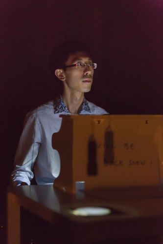 picture showing a moment from Manos Tsangaris' piece “Love & Diversity” in Hong Kong