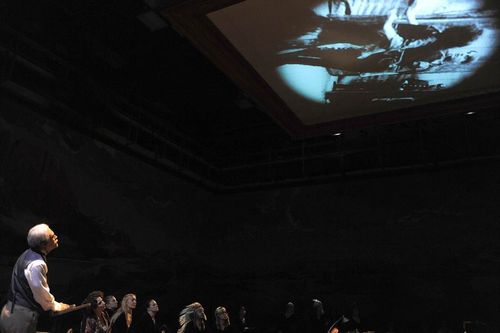 picture showing a moment from Manos Tsangaris' opera “Karl May”