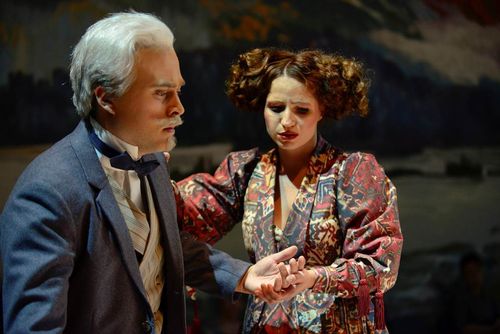 picture showing a moment from Manos Tsangaris' opera “Karl May”