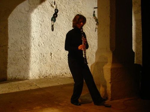 a picture showing a moment from “Drei Räume”