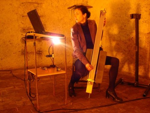 a picture showing a moment from “Drei Räume”