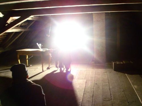 a picture showing a moment from “Drei Räume”