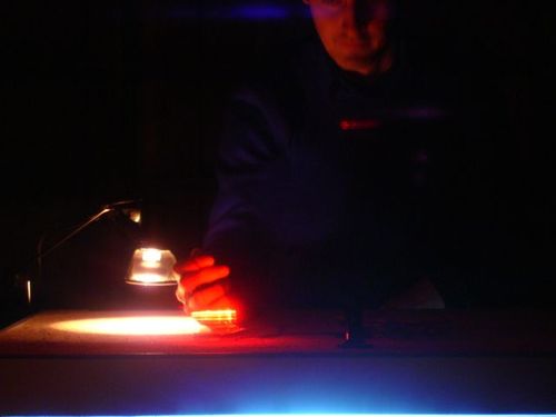 a picture showing a moment from “Drei Räume”