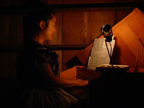 a picture showing a moment from “Drei Räume”