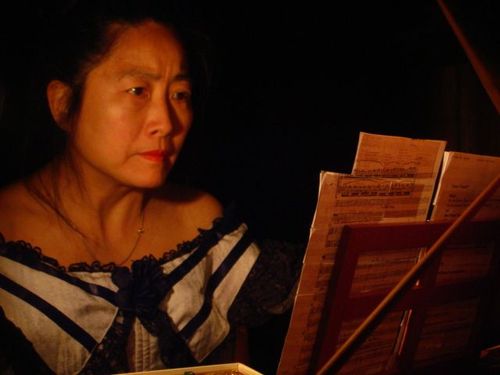 a picture showing a moment from “Drei Räume”