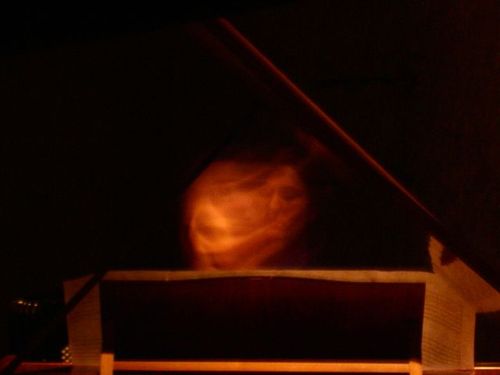 a picture showing a moment from “Drei Räume”