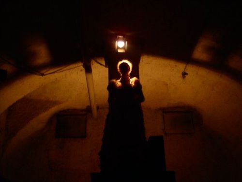 a picture showing a moment from “Drei Räume”