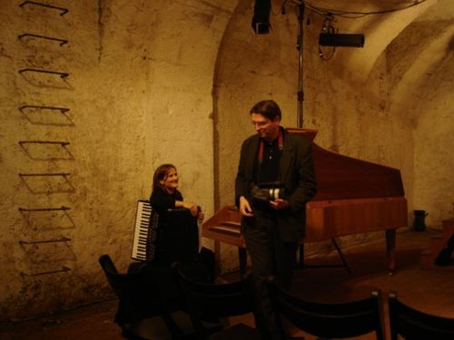 a picture showing a moment from “Drei Räume”